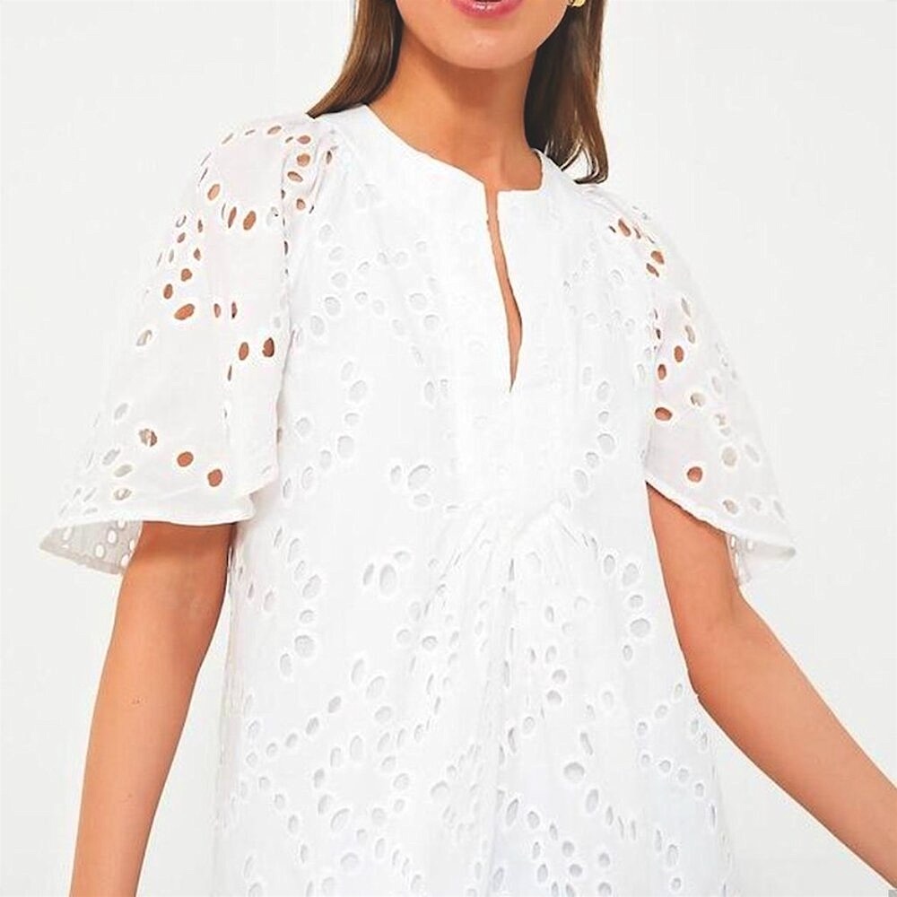 EUC Tuckernuck Finley Flutter Sleeve V neck cotton blouse XS chic